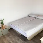 3 Zimmer Haus Nahe Airport Ber